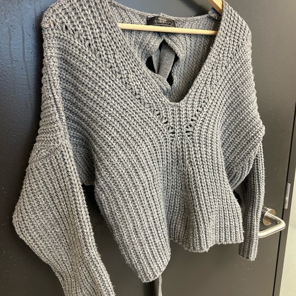 Blue Blush M slight crop woven back chunky we’ve sweater in excellent used cond - Picture 10 of 12